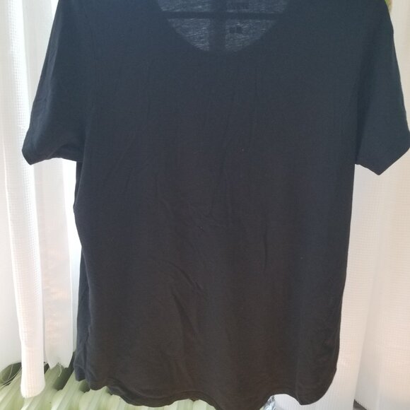 Andy Warhol Uniqlo Women's Black Tee Size Large - Picture 4 of 4